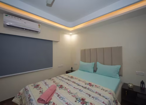 SkylightBnB 2 BHK with walking distance to Beach